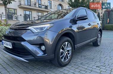 Позашляховик / Кросовер Toyota RAV4 2017 в  фото 13 Позашляховик / Кросовер Toyota RAV4 2017 в