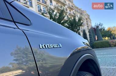 Позашляховик / Кросовер Toyota RAV4 2017 в  фото 18 Позашляховик / Кросовер Toyota RAV4 2017 в