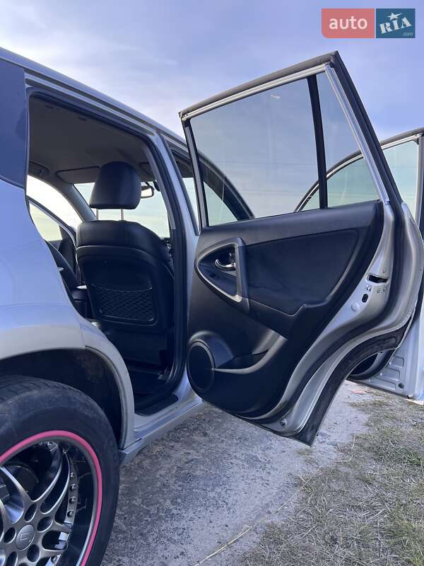 Позашляховик / Кросовер Toyota RAV4 2012 в Рівному фото 24 Позашляховик / Кросовер Toyota RAV4 2012 в Рівному