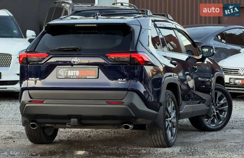Внедорожник / Кроссовер Toyota RAV4 2019 в Харькове