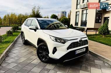Внедорожник / Кроссовер Toyota RAV4 2023 в Киеве