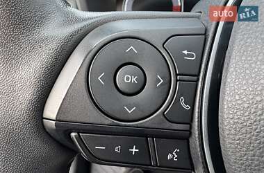 Внедорожник / Кроссовер Toyota RAV4 2023 в 