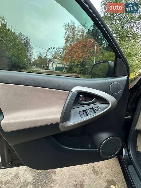 Позашляховик / Кросовер Toyota RAV4 2007 в Житомирі фото 23 Позашляховик / Кросовер Toyota RAV4 2007 в Житомирі