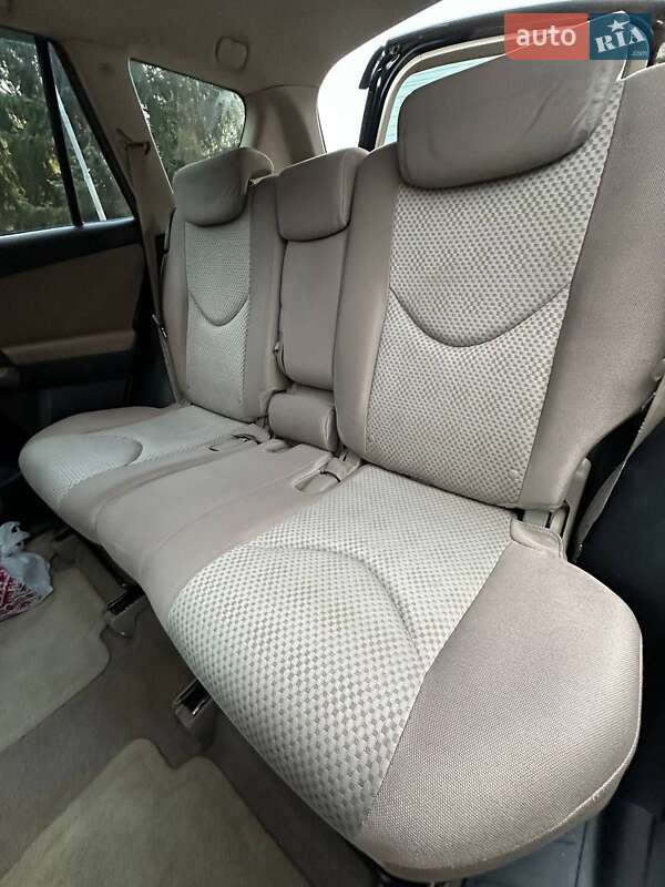 Позашляховик / Кросовер Toyota RAV4 2007 в Житомирі фото 27 Позашляховик / Кросовер Toyota RAV4 2007 в Житомирі