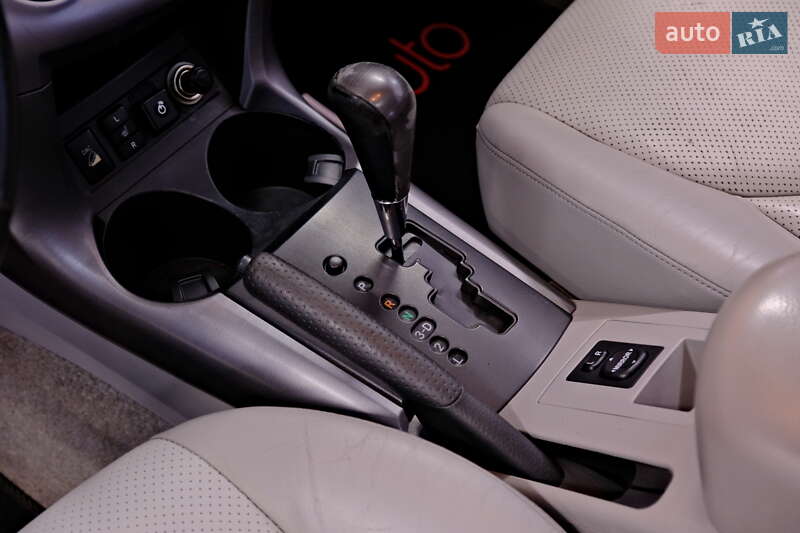 Внедорожник / Кроссовер Toyota RAV4 2006 в Одессе фото 15 Внедорожник / Кроссовер Toyota RAV4 2006 в Одессе