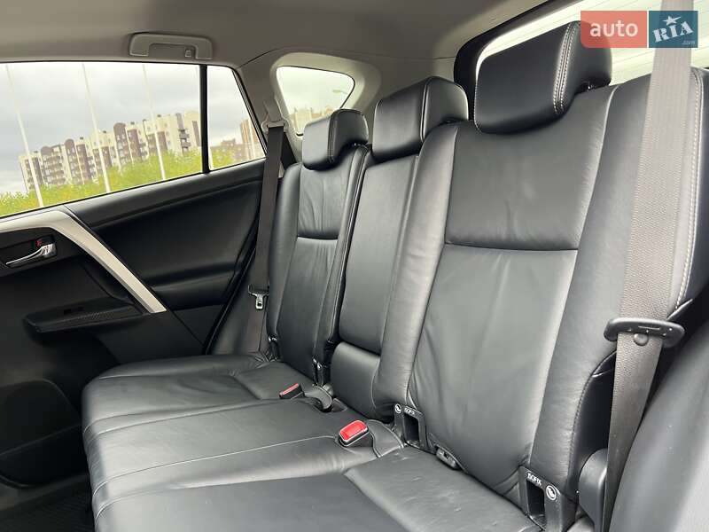 Позашляховик / Кросовер Toyota RAV4 2013 в Києві фото 41 Позашляховик / Кросовер Toyota RAV4 2013 в Києві