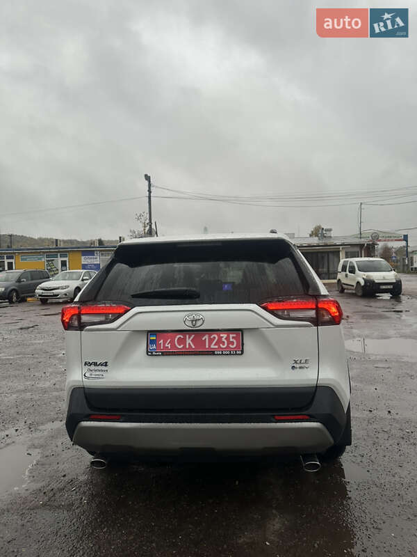 Внедорожник / Кроссовер Toyota RAV4 2025 в Львове фото 3 Внедорожник / Кроссовер Toyota RAV4 2025 в Львове