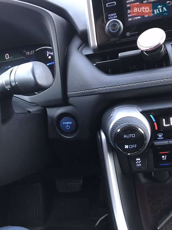 Позашляховик / Кросовер Toyota RAV4 2019 в Шептицькому фото 8 Позашляховик / Кросовер Toyota RAV4 2019 в Шептицькому