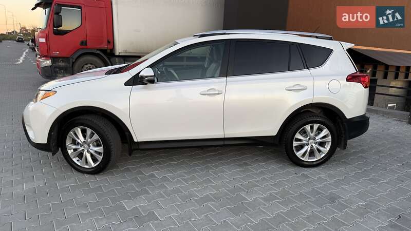 Позашляховик / Кросовер Toyota RAV4 2013 в Тернополі