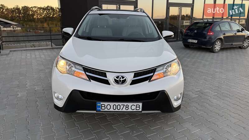 Позашляховик / Кросовер Toyota RAV4 2013 в Тернополі