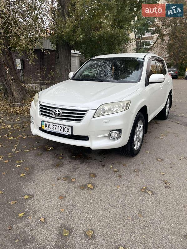 Внедорожник / Кроссовер Toyota RAV4 2011 в Киеве фото 6 Внедорожник / Кроссовер Toyota RAV4 2011 в Киеве