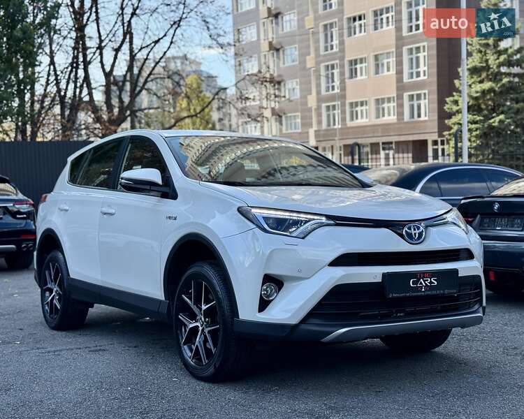 Внедорожник / Кроссовер Toyota RAV4 2016 в Киеве фото 7 Внедорожник / Кроссовер Toyota RAV4 2016 в Киеве