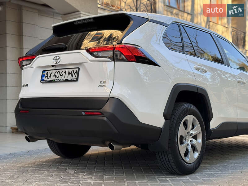 Внедорожник / Кроссовер Toyota RAV4 2022 в Одессе фото 16 Внедорожник / Кроссовер Toyota RAV4 2022 в Одессе
