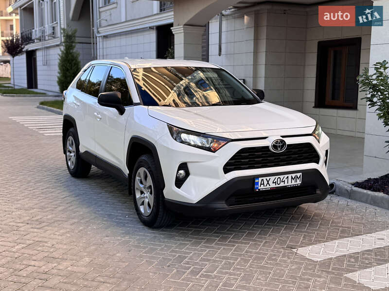 Внедорожник / Кроссовер Toyota RAV4 2022 в Одессе фото 37 Внедорожник / Кроссовер Toyota RAV4 2022 в Одессе