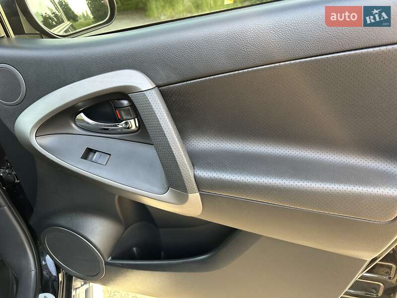 Позашляховик / Кросовер Toyota RAV4 2009 в Дрогобичі фото 39 Позашляховик / Кросовер Toyota RAV4 2009 в Дрогобичі