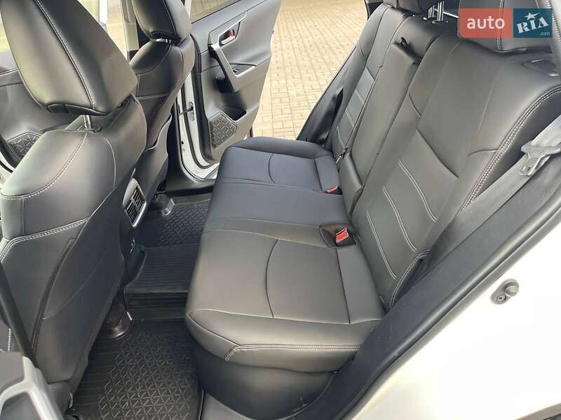 Внедорожник / Кроссовер Toyota RAV4 2020 в Житомире фото 21 Внедорожник / Кроссовер Toyota RAV4 2020 в Житомире