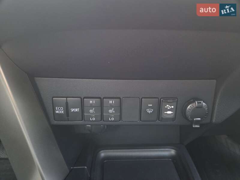 Внедорожник / Кроссовер Toyota RAV4 2013 в Каменском фото 25 Внедорожник / Кроссовер Toyota RAV4 2013 в Каменском