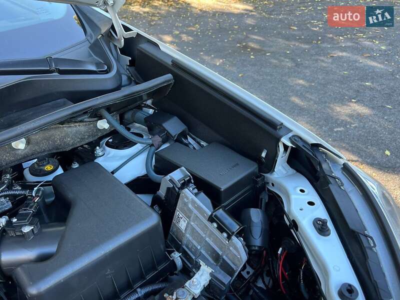 Внедорожник / Кроссовер Toyota RAV4 2014 в Одессе фото 32 Внедорожник / Кроссовер Toyota RAV4 2014 в Одессе