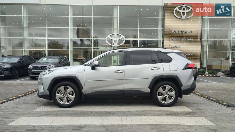 Позашляховик / Кросовер Toyota RAV4 2019 в Києві фото 3 Позашляховик / Кросовер Toyota RAV4 2019 в Києві