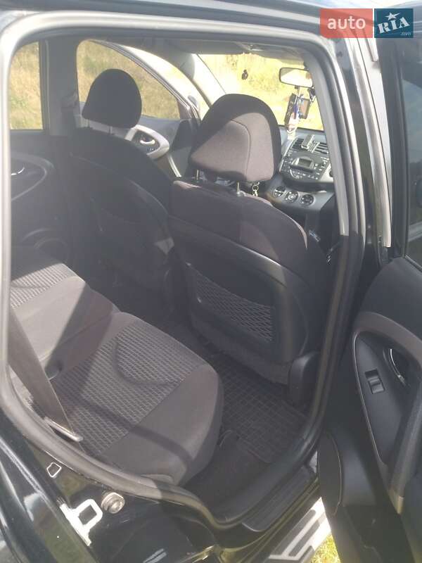 Позашляховик / Кросовер Toyota RAV4 2008 в Білій Церкві