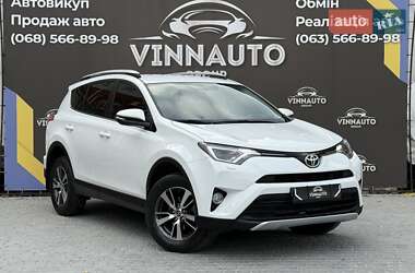 Позашляховик / Кросовер Toyota RAV4 2017 в Вінниці