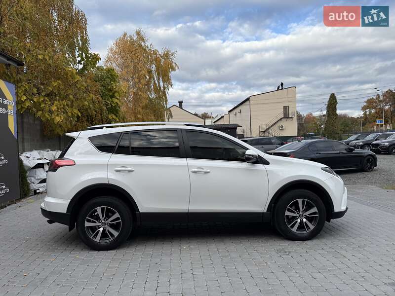 Внедорожник / Кроссовер Toyota RAV4 2017 в Виннице фото 10 Внедорожник / Кроссовер Toyota RAV4 2017 в Виннице