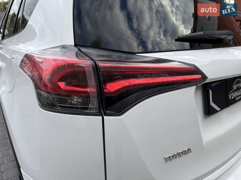 Внедорожник / Кроссовер Toyota RAV4 2017 в Виннице фото 39 Внедорожник / Кроссовер Toyota RAV4 2017 в Виннице