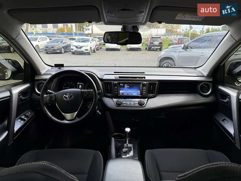 Внедорожник / Кроссовер Toyota RAV4 2017 в Виннице фото 62 Внедорожник / Кроссовер Toyota RAV4 2017 в Виннице