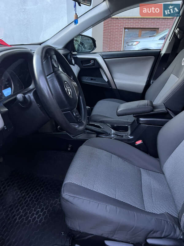 Позашляховик / Кросовер Toyota RAV4 2015 в Івано-Франківську фото 11 Позашляховик / Кросовер Toyota RAV4 2015 в Івано-Франківську