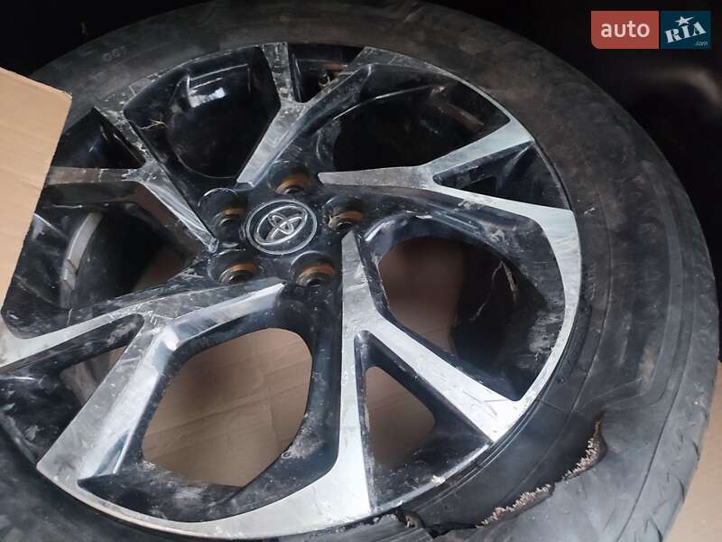 Внедорожник / Кроссовер Toyota RAV4 2020 в Ровно фото 23 Внедорожник / Кроссовер Toyota RAV4 2020 в Ровно