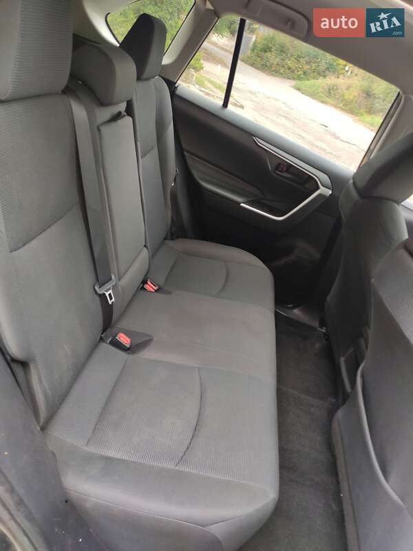 Внедорожник / Кроссовер Toyota RAV4 2020 в Ровно фото 29 Внедорожник / Кроссовер Toyota RAV4 2020 в Ровно