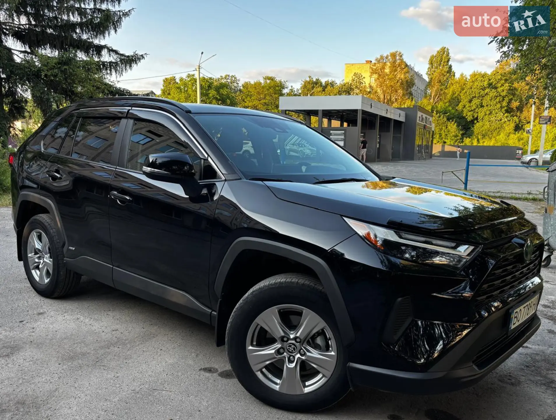 2023 Toyota RAV 4 - фото 1