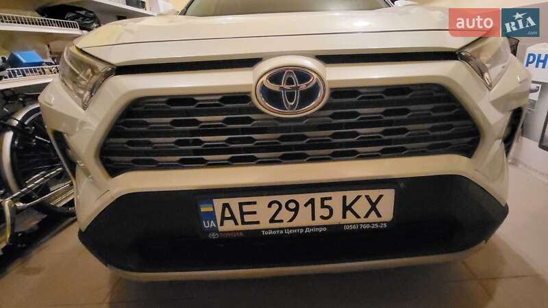 Внедорожник / Кроссовер Toyota RAV4 2019 в Днепре фото 9 Внедорожник / Кроссовер Toyota RAV4 2019 в Днепре