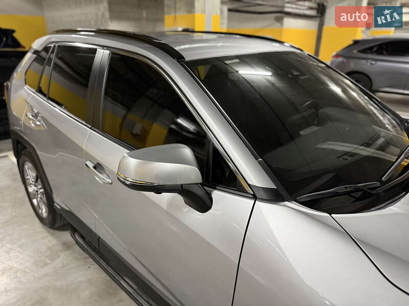 Внедорожник / Кроссовер Toyota RAV4 2023 в Днепре фото 15 Внедорожник / Кроссовер Toyota RAV4 2023 в Днепре