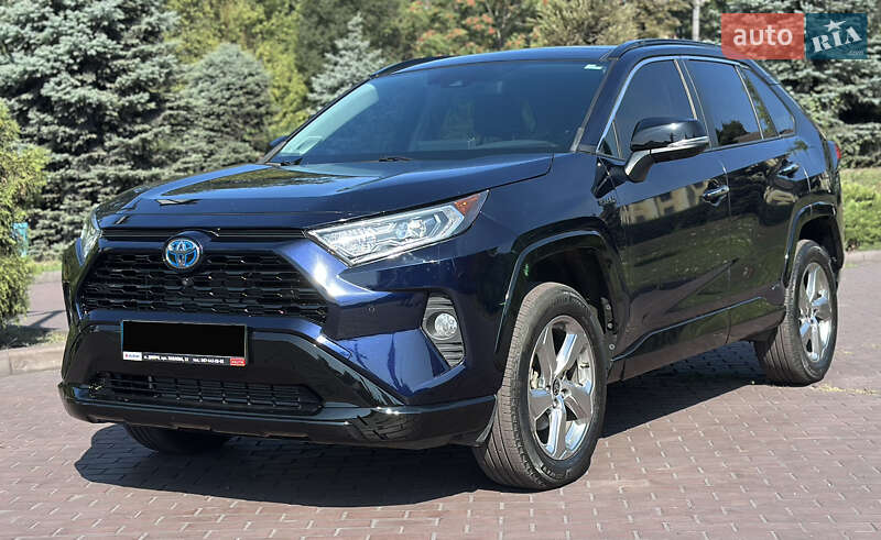 Внедорожник / Кроссовер Toyota RAV4 2021 в Днепре фото 4 Внедорожник / Кроссовер Toyota RAV4 2021 в Днепре