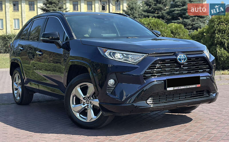 Внедорожник / Кроссовер Toyota RAV4 2021 в Днепре фото 7 Внедорожник / Кроссовер Toyota RAV4 2021 в Днепре