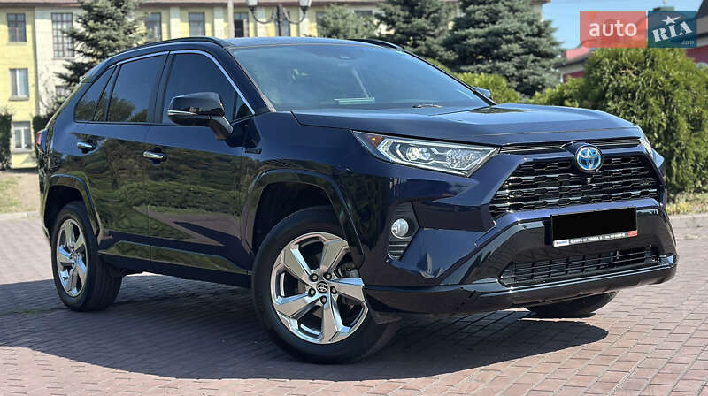 Внедорожник / Кроссовер Toyota RAV4 2021 в Днепре фото 8 Внедорожник / Кроссовер Toyota RAV4 2021 в Днепре
