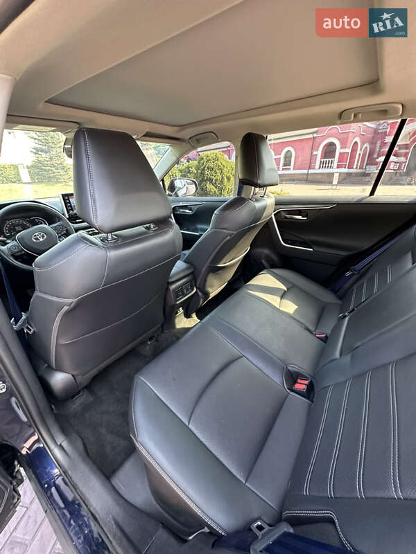 Внедорожник / Кроссовер Toyota RAV4 2021 в Днепре фото 20 Внедорожник / Кроссовер Toyota RAV4 2021 в Днепре
