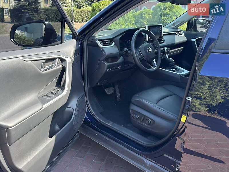 Внедорожник / Кроссовер Toyota RAV4 2021 в Днепре фото 19 Внедорожник / Кроссовер Toyota RAV4 2021 в Днепре