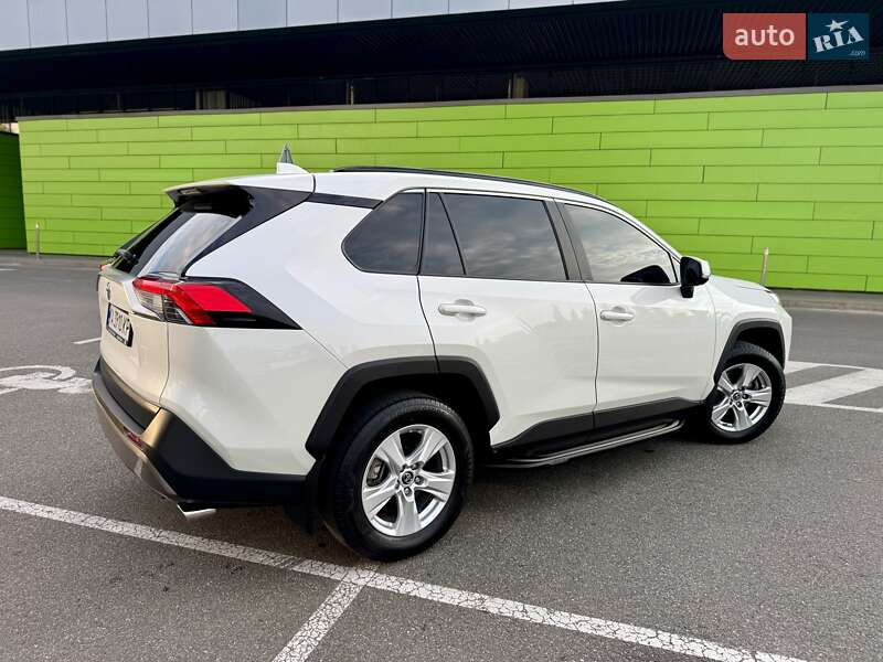 Внедорожник / Кроссовер Toyota RAV4 2019 в Киеве фото 13 Внедорожник / Кроссовер Toyota RAV4 2019 в Киеве