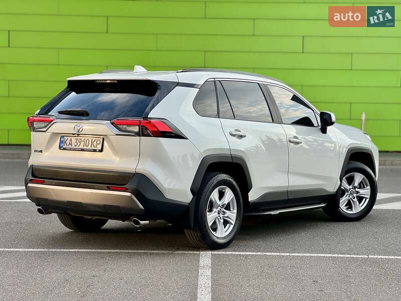 Внедорожник / Кроссовер Toyota RAV4 2019 в Киеве фото 17 Внедорожник / Кроссовер Toyota RAV4 2019 в Киеве