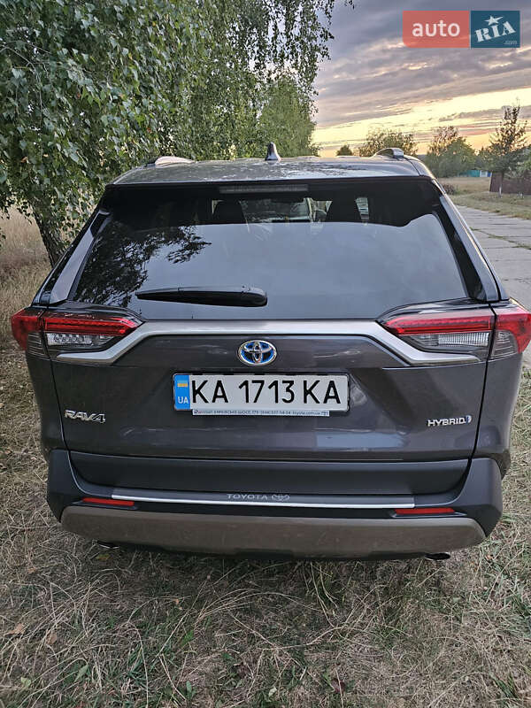 Внедорожник / Кроссовер Toyota RAV4 2023 в Киеве