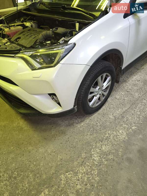 Внедорожник / Кроссовер Toyota RAV4 2017 в Костополе фото 24 Внедорожник / Кроссовер Toyota RAV4 2017 в Костополе