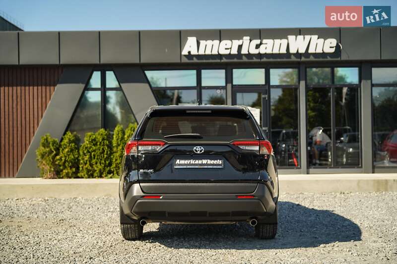 Позашляховик / Кросовер Toyota RAV4 2020 в Чернівцях фото 6 Позашляховик / Кросовер Toyota RAV4 2020 в Чернівцях