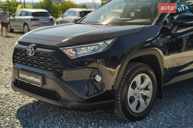 Позашляховик / Кросовер Toyota RAV4 2020 в Чернівцях фото 14 Позашляховик / Кросовер Toyota RAV4 2020 в Чернівцях