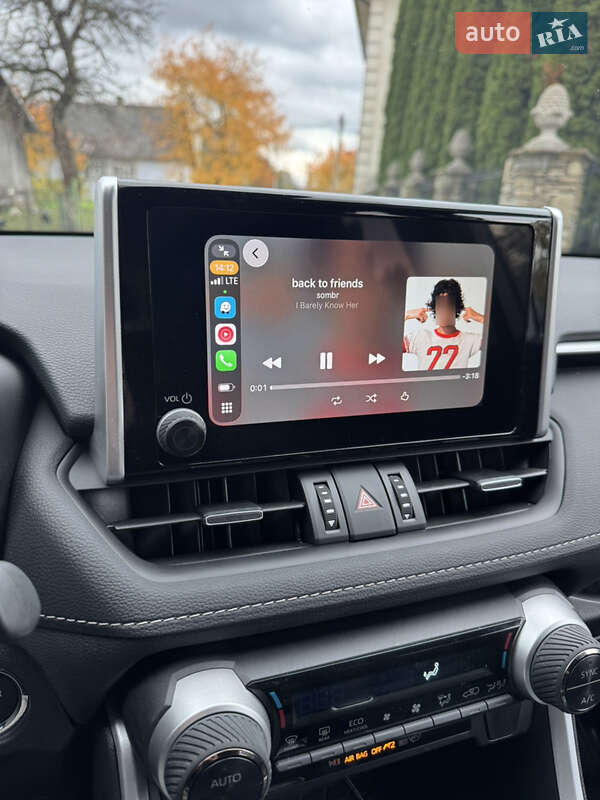 Позашляховик / Кросовер Toyota RAV4 2024 в Надвірній