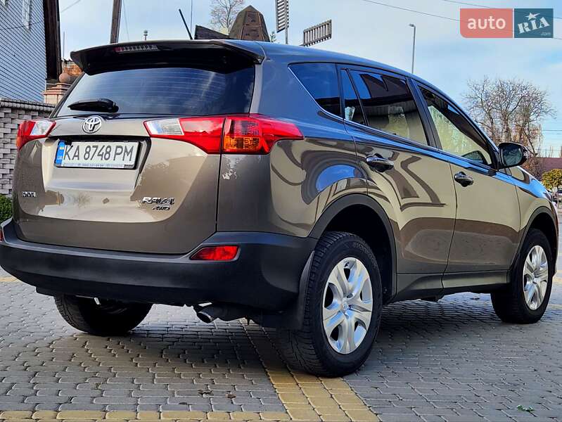 Внедорожник / Кроссовер Toyota RAV4 2015 в Виннице