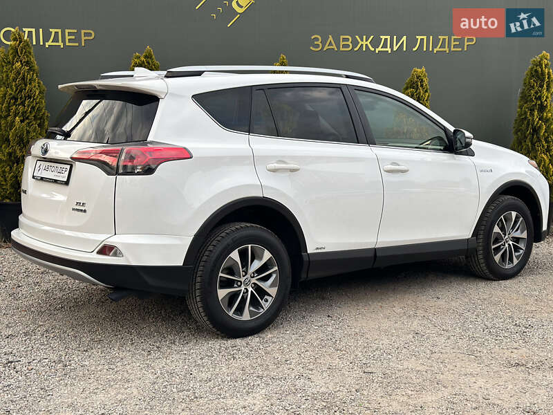 Позашляховик / Кросовер Toyota RAV4 2016 в Одесі фото 22 Позашляховик / Кросовер Toyota RAV4 2016 в Одесі