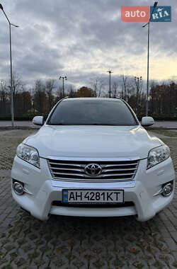 Позашляховик / Кросовер Toyota RAV4 2011 в Харкові