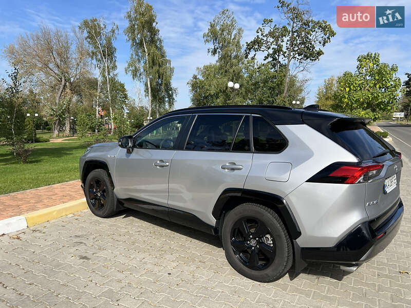 Внедорожник / Кроссовер Toyota RAV4 2021 в Киеве фото 5 Внедорожник / Кроссовер Toyota RAV4 2021 в Киеве
